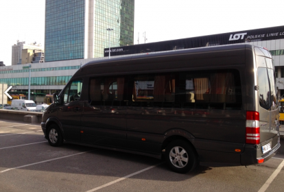 Krakow Katowice Flyplasstransport image 1