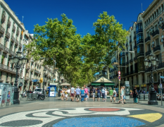 Barcelona GoCar tur i Barcelona image 4