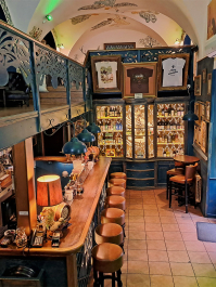 Absinthsmaking med cocktail Praha