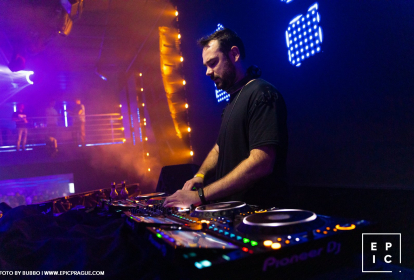 Praha VIP Club med flaskeservice image 2
