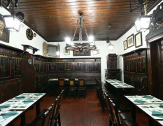 Praha Gulasjmiddag på mikrobryggeri image 3