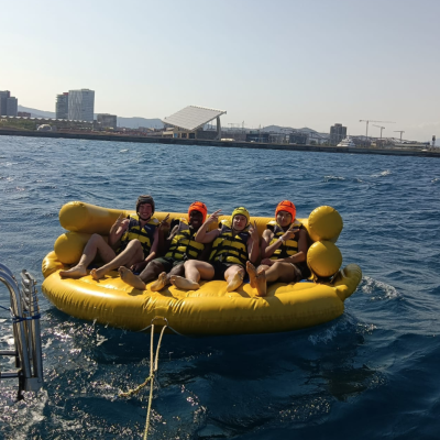 brutal-barcelona-crazy-sofa-2.png image 1