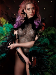 Shemale strippeshow Praha