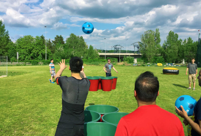 Praha Gigantisk beer pong image 2
