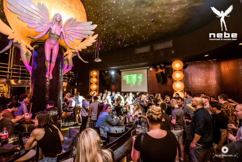 Bar Guide & Club Entrance